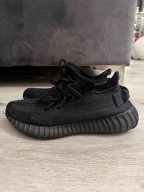 adidas gazelle silver green womens adidas Yeezy Boost 350 V2 Core Black White – YankeeKicks Online main image 0